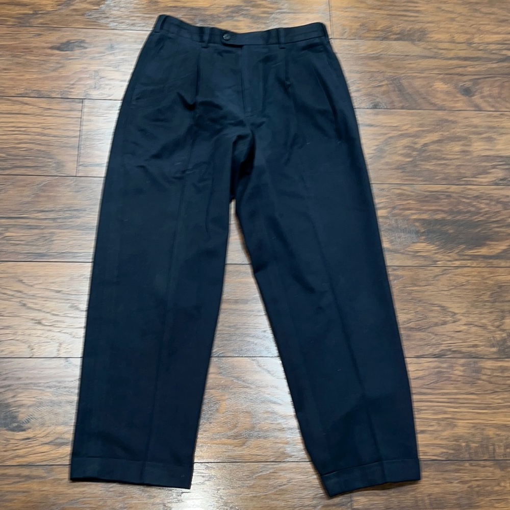 Natural Issue navy 33 X 30 khakis rolled cuff pleated front EUC!